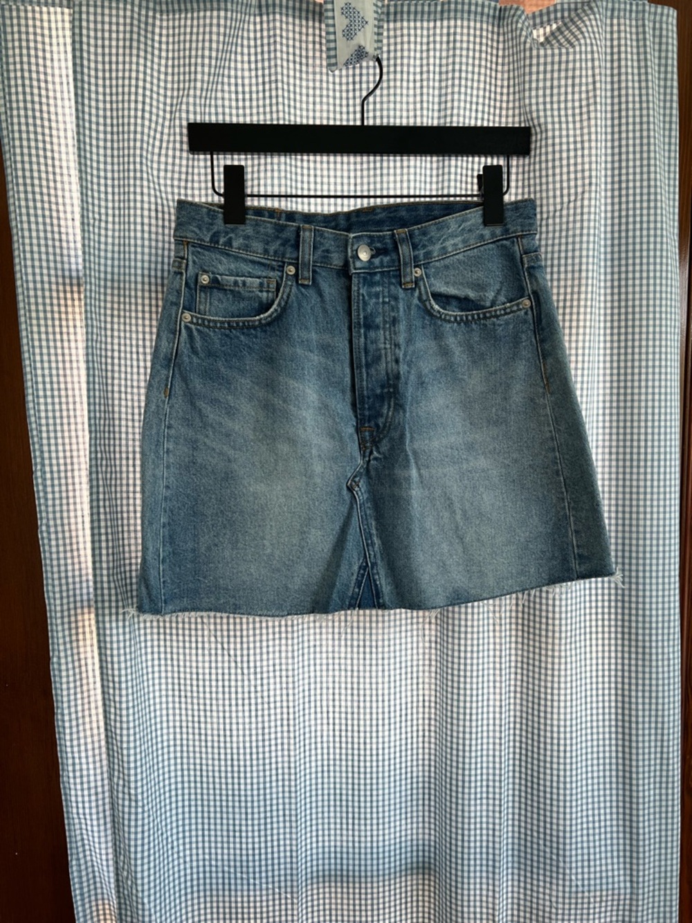 H&M Women's Denim Mini Skirt in Light Blue Wash